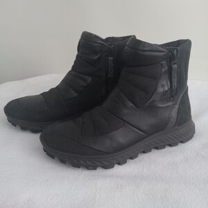 Ecco Exostrike Black Women's Winter Hiking Boots Double Zipper Sz 7